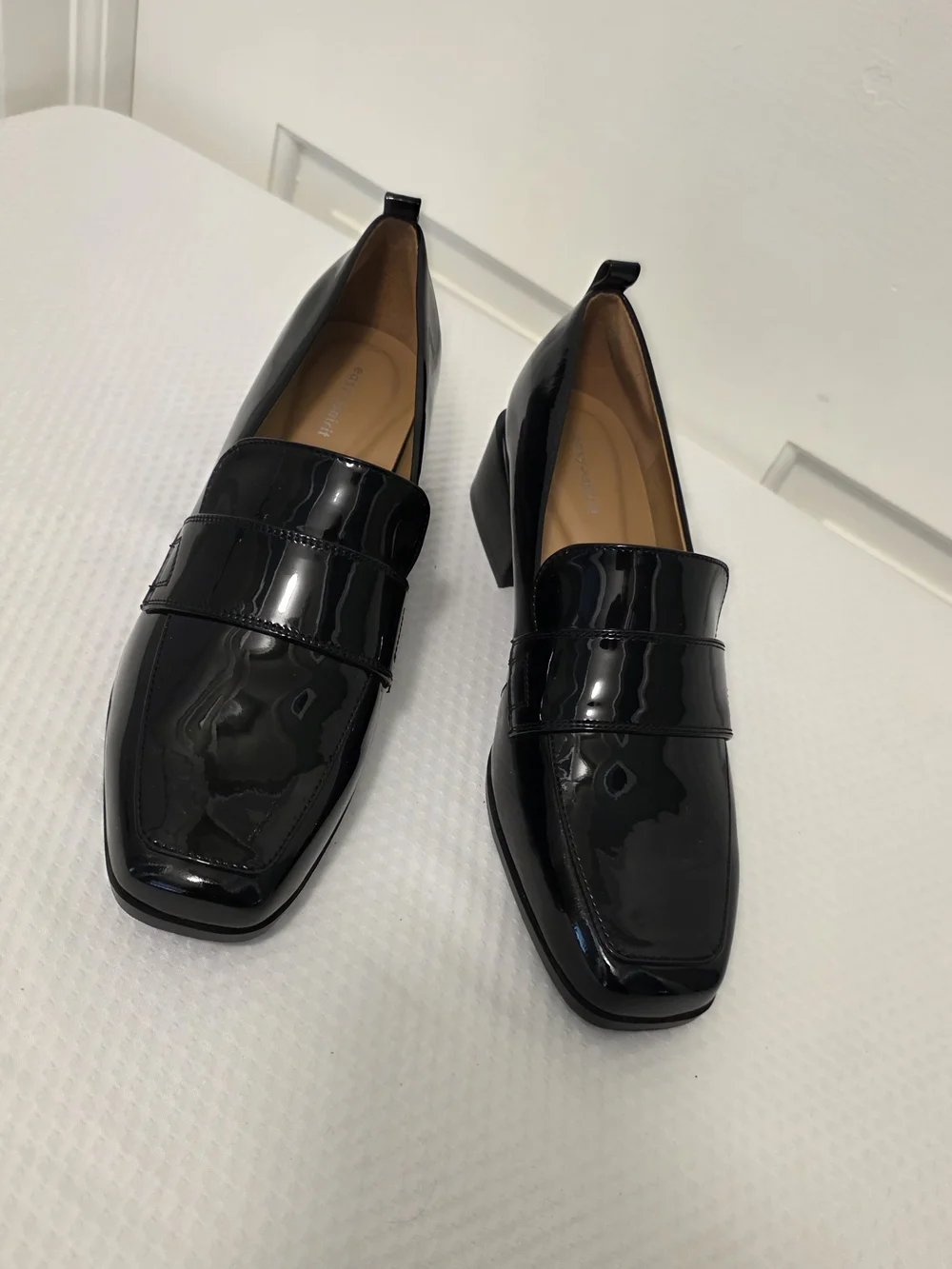 NWOB Easy Spirit Darlene Dress Black Patent Leather Loafers Size 8 Wide